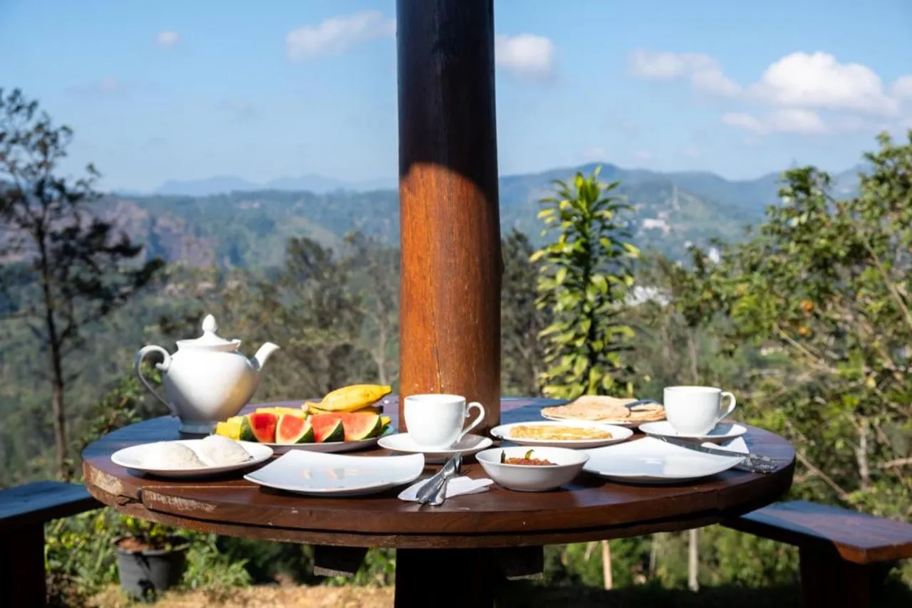 Enjoy your meals with while breathing the fresh air