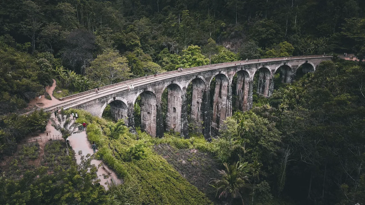 Nine Arch Bridge